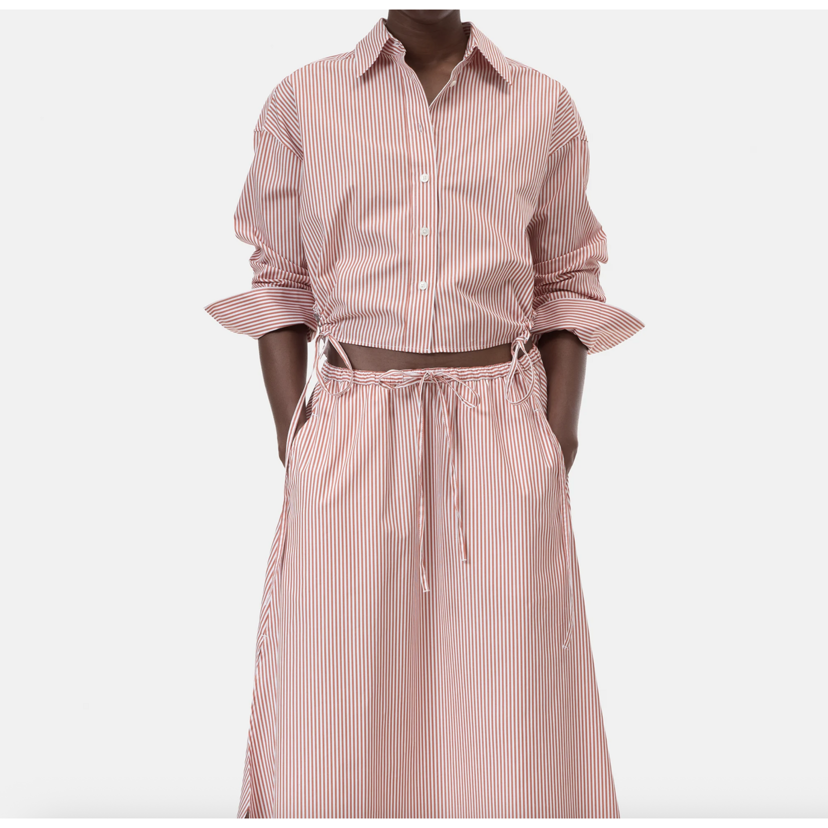 Closed Gathered Shirt