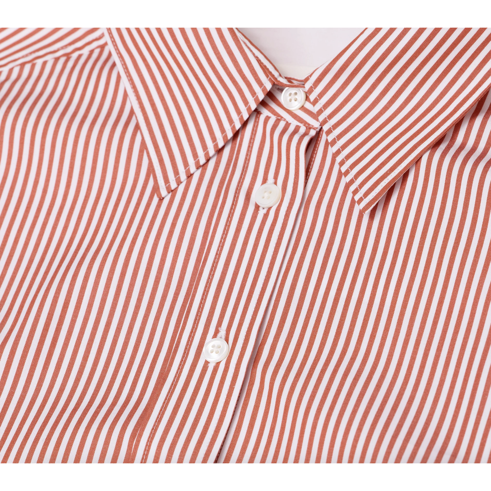 Closed Gathered Shirt