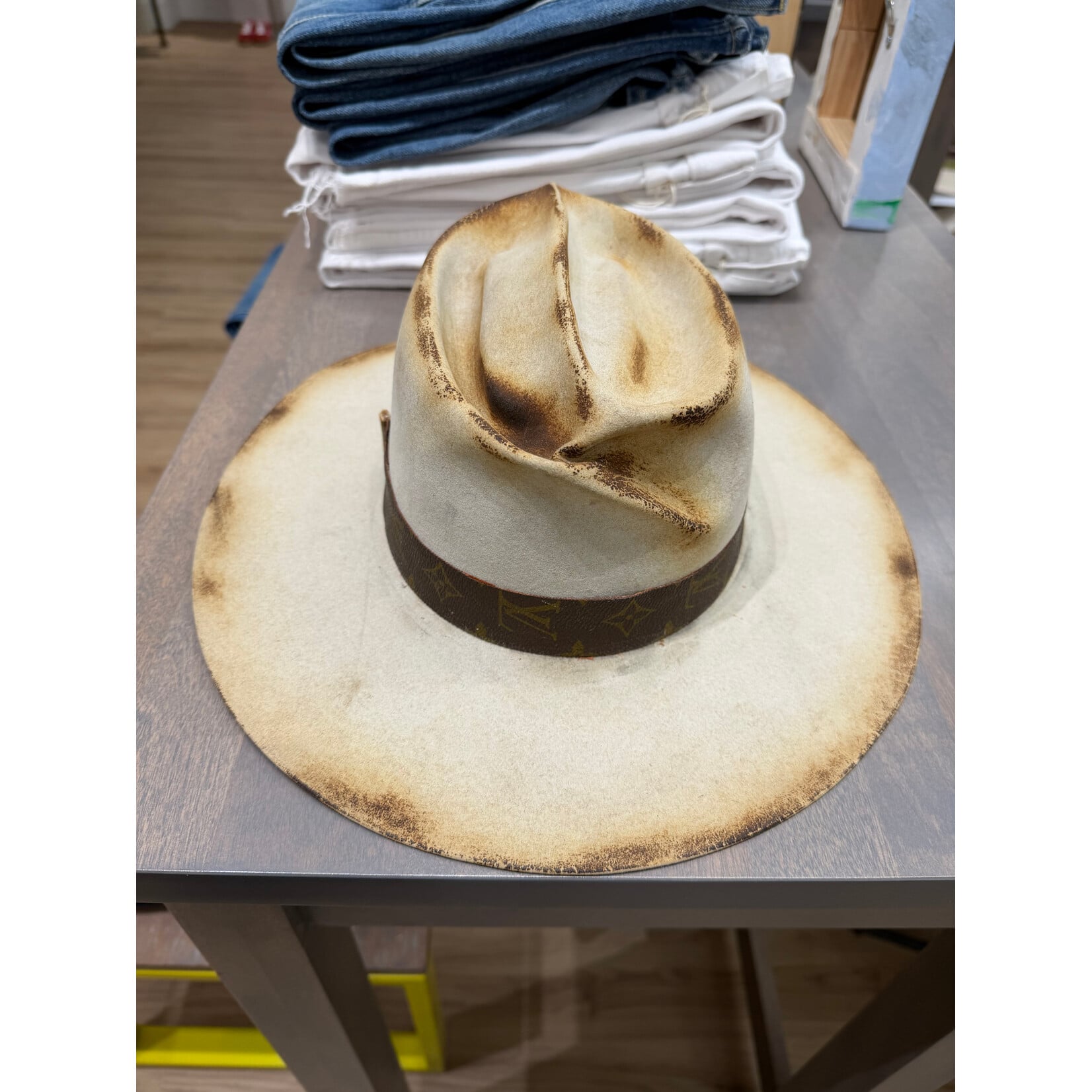 Demented Hat Co. Twisted Louis Size 6 7/8