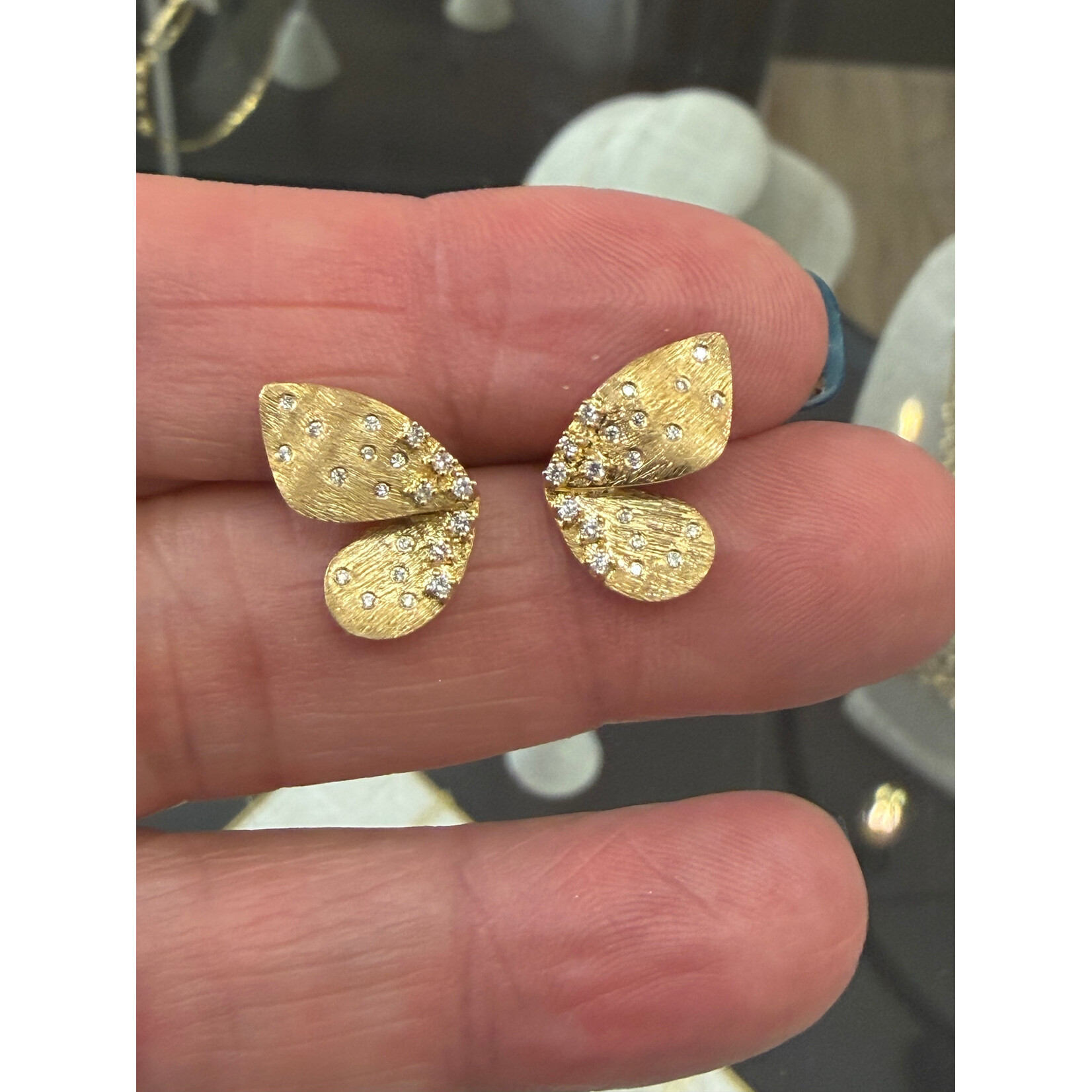 Andi Alyse 18K Diamond (.17ct) Half Wing Studs (3.44gr)