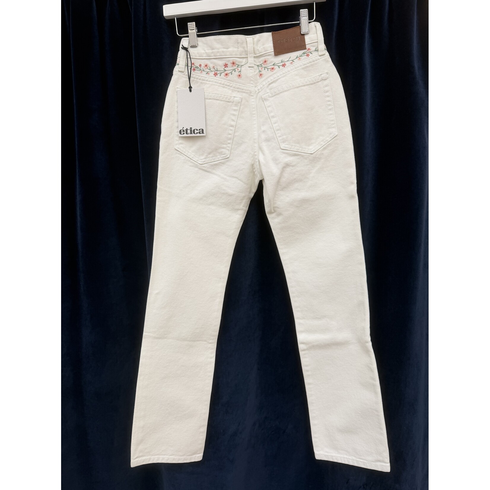 Etica Paris Jean