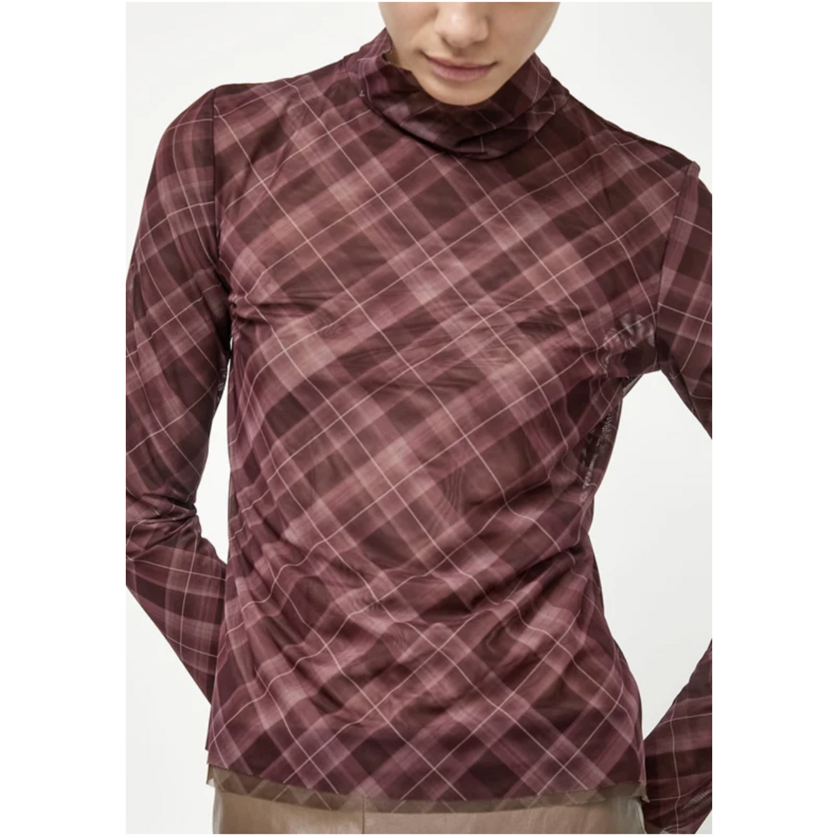 No.6 Lennon Turtleneck