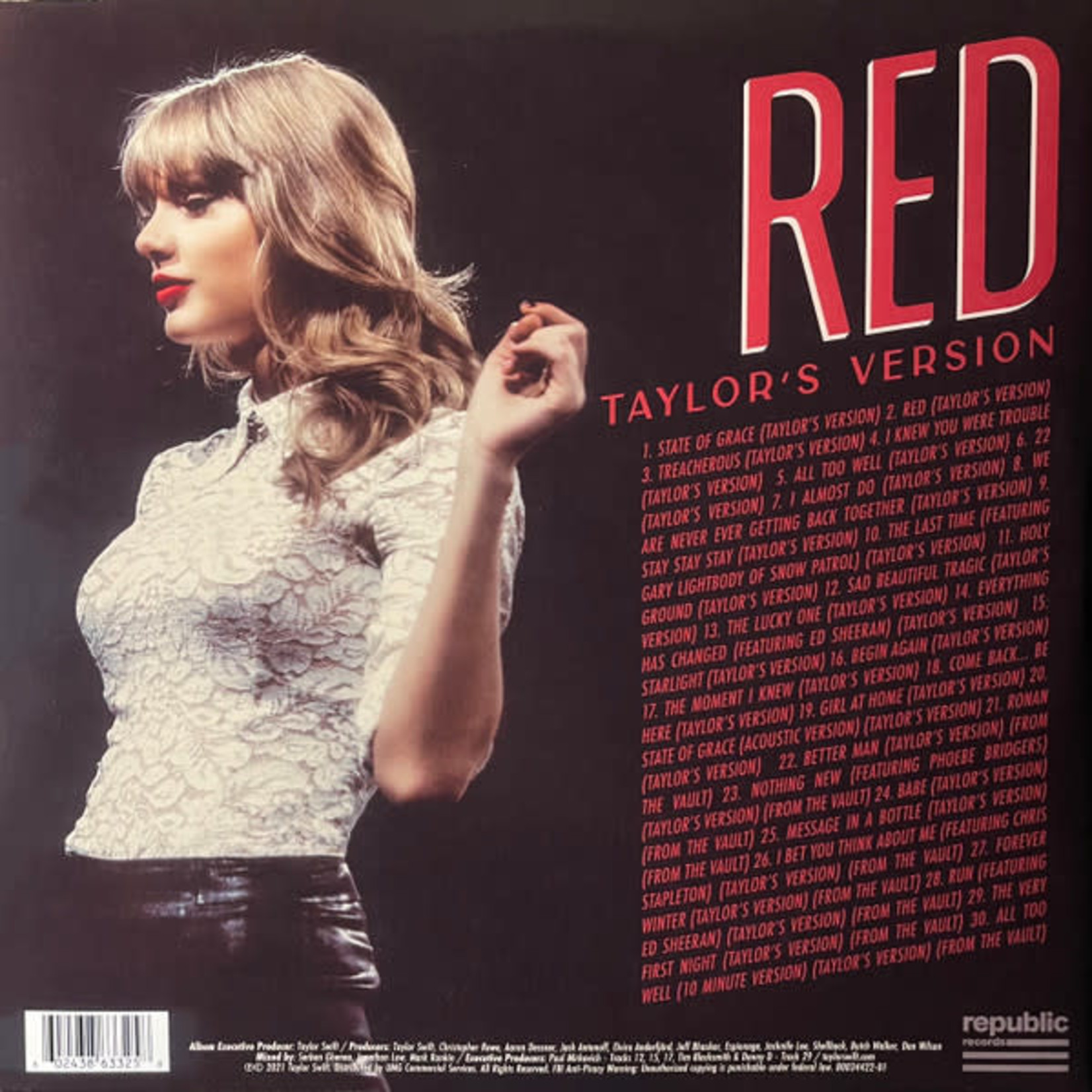 Тейлор версия. Виниловая пластинка Taylor Swift. Folklore. Taylor Swift винил купить. Red Taylor's Version. Альбом Свифт Red TV обложка.