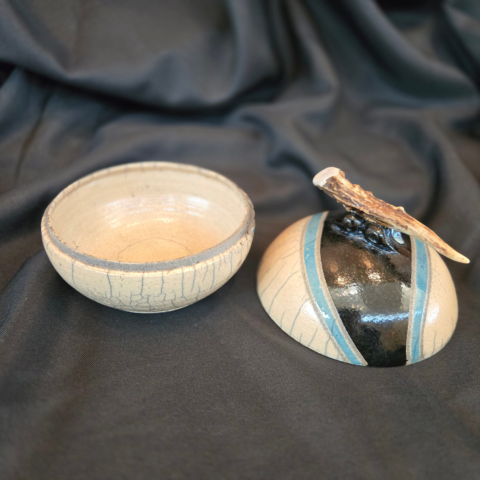 STE Antler bowl with lid
