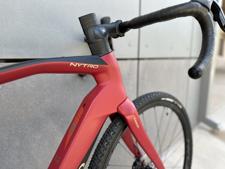 Pinarello Pinarello Nytro Gravel E7 Force AXS 28mph  - Italian Wine