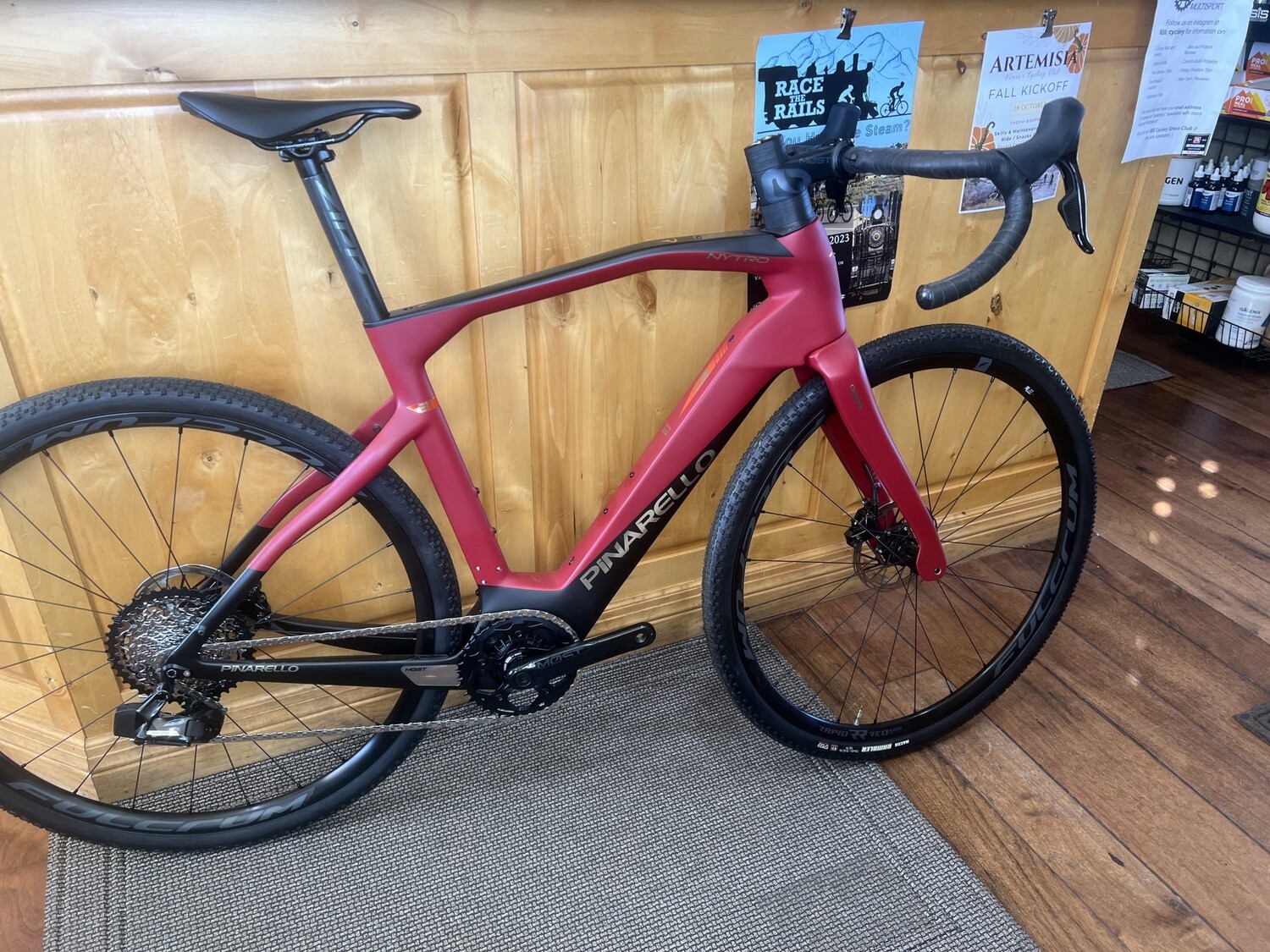 Pinarello Nytro Gravel E7 Force AXS 28mph | IBB Cyclery - IBB Cyclery