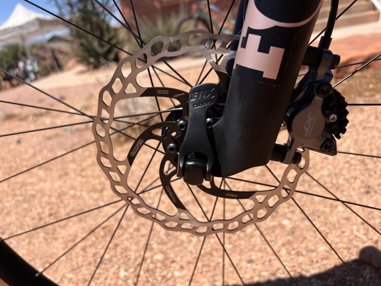 Orbea 2025 ORBEA RISE SL M10 - 630 W-Hr - MEDIUM - Desert Rose Carbon View (Matte)