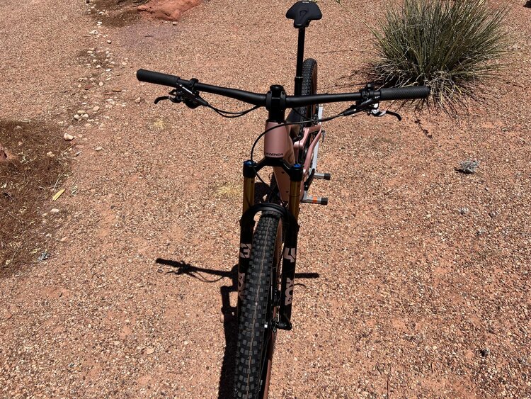 Orbea 2025 ORBEA RISE SL M10 - 630 W-Hr - MEDIUM - Desert Rose Carbon View (Matte)