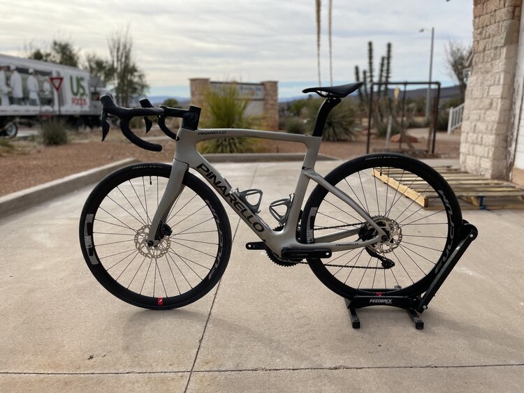 Pinarello 2023 Pinarello Dogma F5 - 2x12 R7170 105 Di2 - Disc -