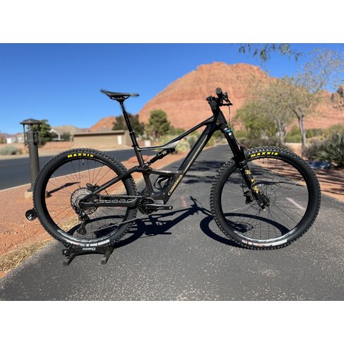 Orbea 2025 - ORBEA RISE LT M20 630W 20mph L Cosmic Carbon View - Golden Sand (Gloss) - Rental/Demo