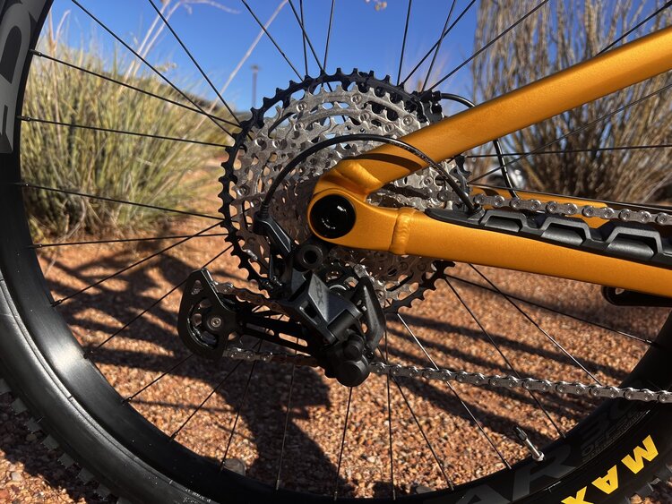 Orbea 2025 - ORBEA RISE LT H20 20mph S Bumblebee Yellow-Black (Matt)