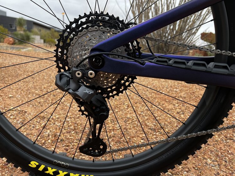 Orbea 2025 - ORBEA RISE LT M-TEAM 630W 20mph L Tanzanite Carbon View - Carbon Raw (Matt)