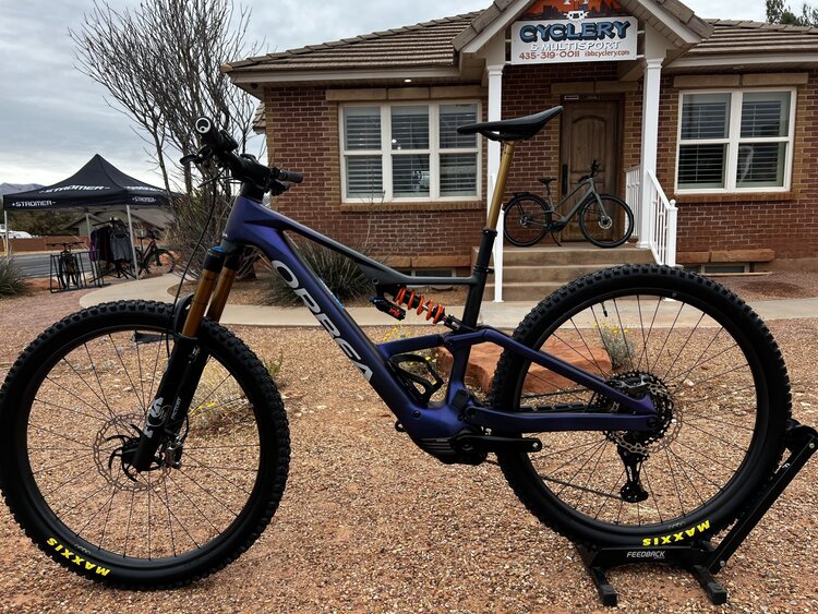 Orbea 2025 - ORBEA RISE LT M-TEAM 630W 20mph L Tanzanite Carbon View - Carbon Raw (Matt)