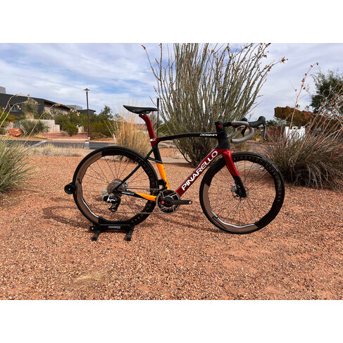 Pinarello Pinarello Dogma X - 54cm - Xolar Sun - SRAM Red AXS 2x12 E1 - Princeton CarbonWorks Peak 4550 EVO -