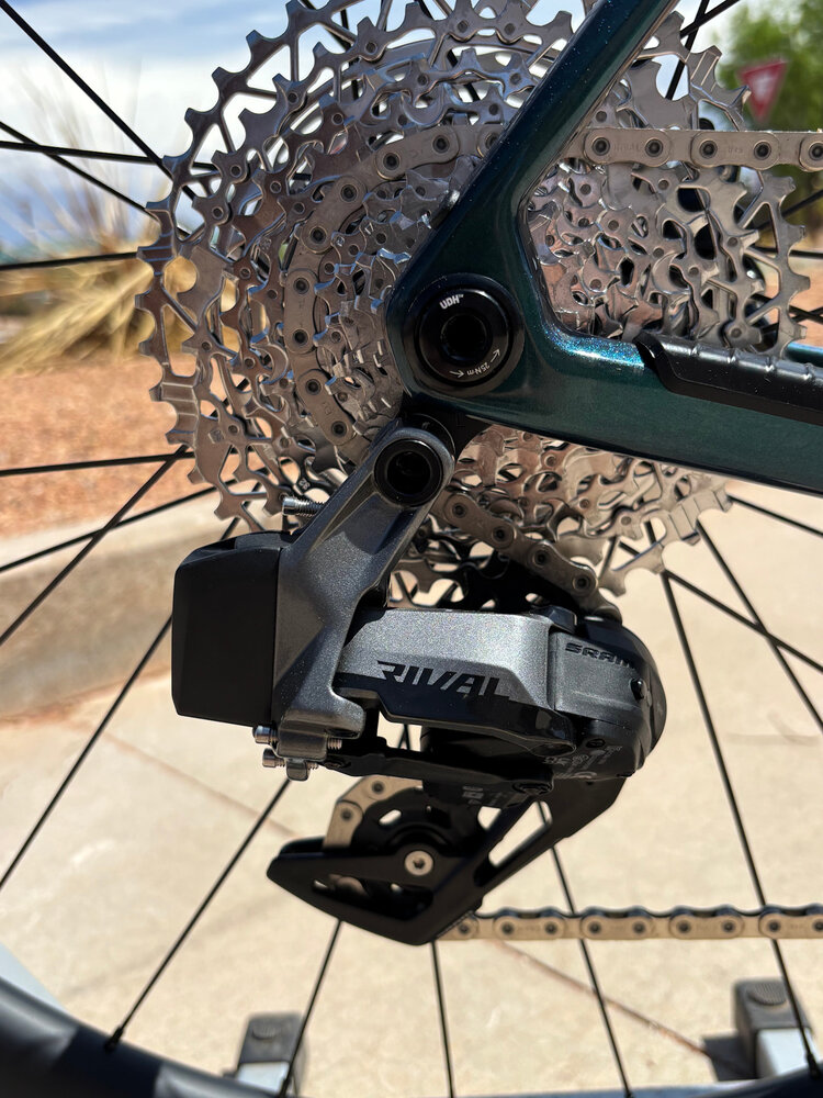 Orbea 2025 Orbea Denna M31e - 28mph - Rival AXS XPLR - Green - Medium