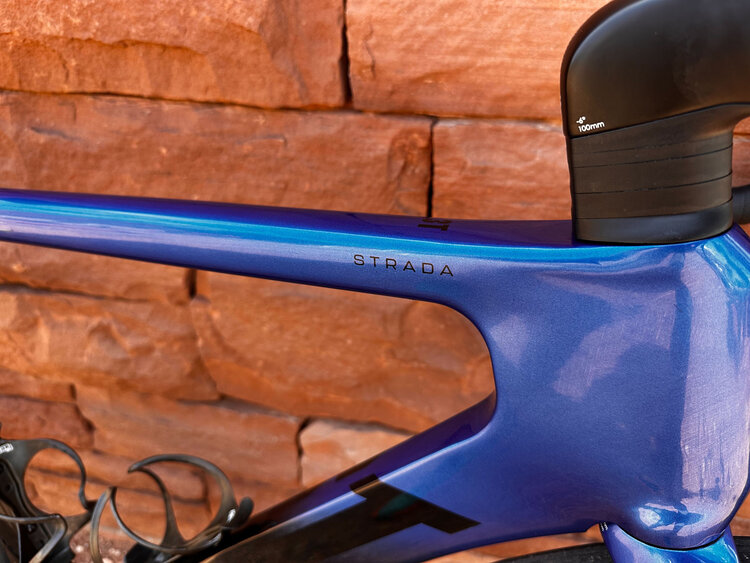 3T 3T Strada 2.0 - SRAM AXS - Hunt Wheels - BLACK BLUE - Medium 54 - Pre Owned