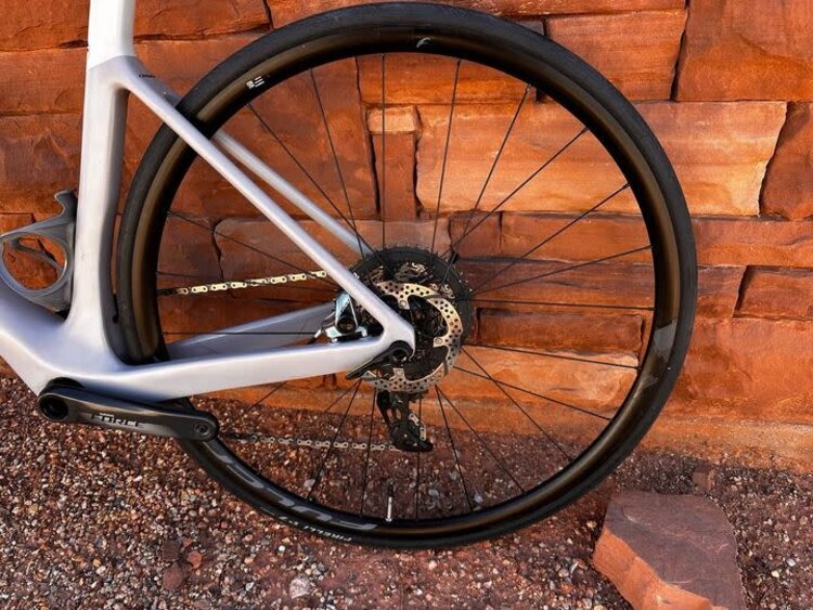 Orbea Orbea Orca M11e-LTD - Road Disc - Grey Red White - 1x12- 53cm