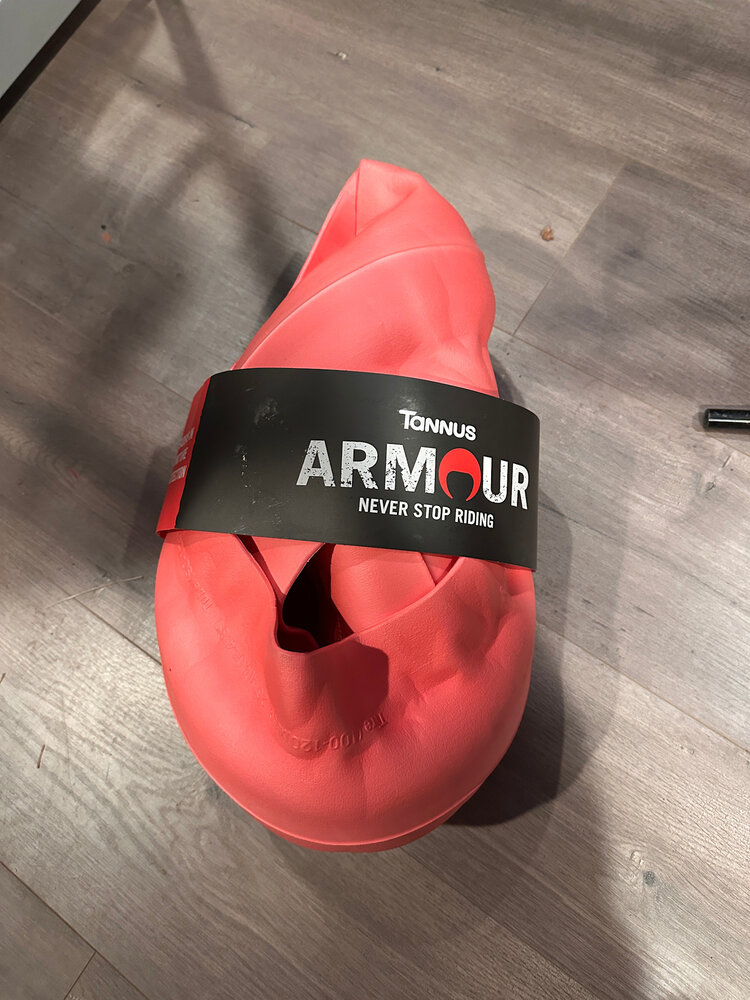 Armour 26"x4.0-4.8" Single