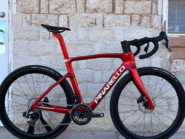 Pinarello Pinarello F7 Disc Force AXS - 53cm - Starry Red