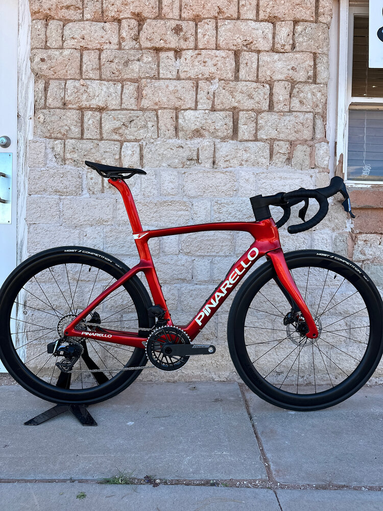 Pinarello Pinarello F7 Disc Force AXS - 53cm - Starry Red