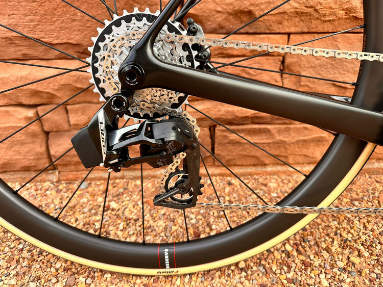 Cervelo Cervelo R5 FORCE AXS BLACK/BRONZE SIZE 54