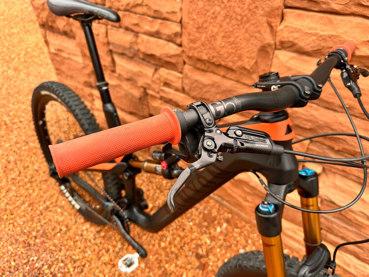 canyon 2019-20 Canyon Spectral LTD 27.5" MTB  MEDIUM Black