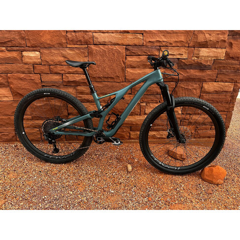 2019 Specialized Stumpjumper Pro - Medium - Green - Preowned