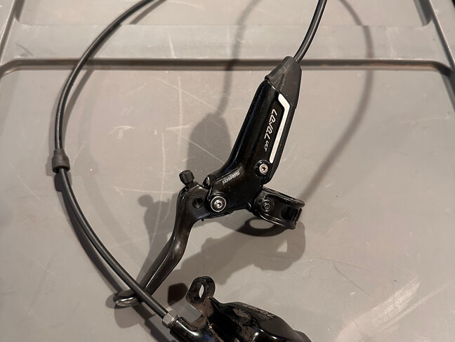 SRAM SRAM Level Ultimate Brakes, dual piston, right/rear - takeoff used