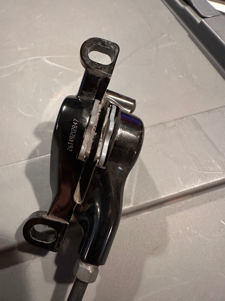 SRAM SRAM Level Ultimate Brakes, dual piston, right/rear - takeoff used