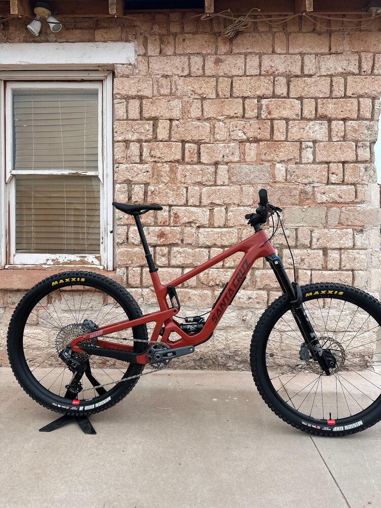 Santa Cruz 2026 Hightower 4 GX AXS Large Red RideWrapped