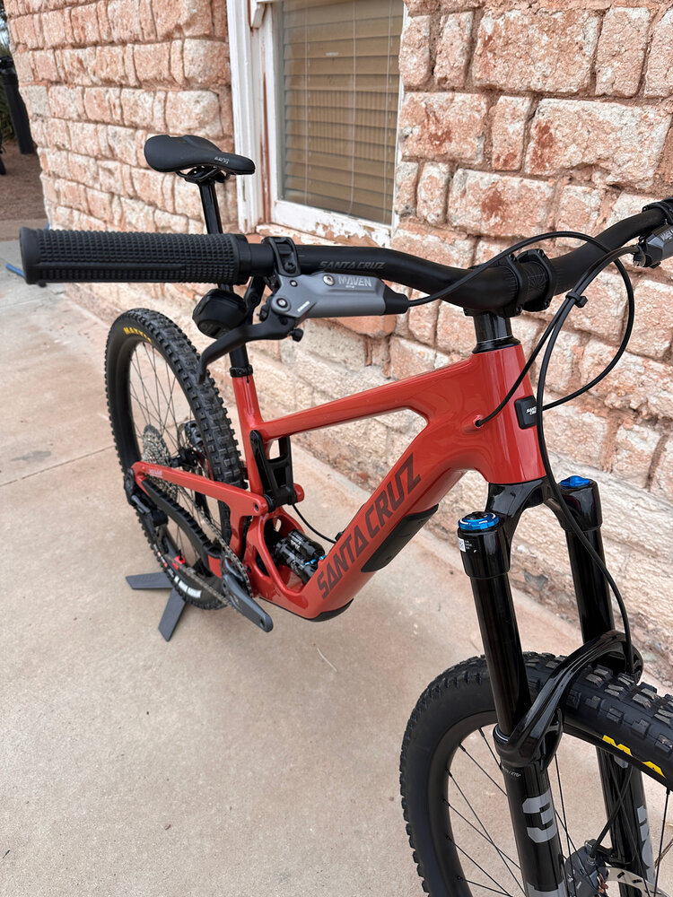Santa Cruz 2026 Hightower 4 GX AXS Large Red RideWrapped