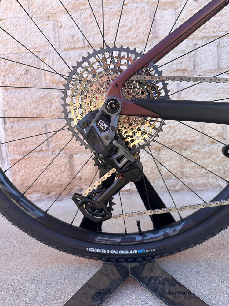 Santa Cruz 2026 Skitch GX AXS Force Small Brown