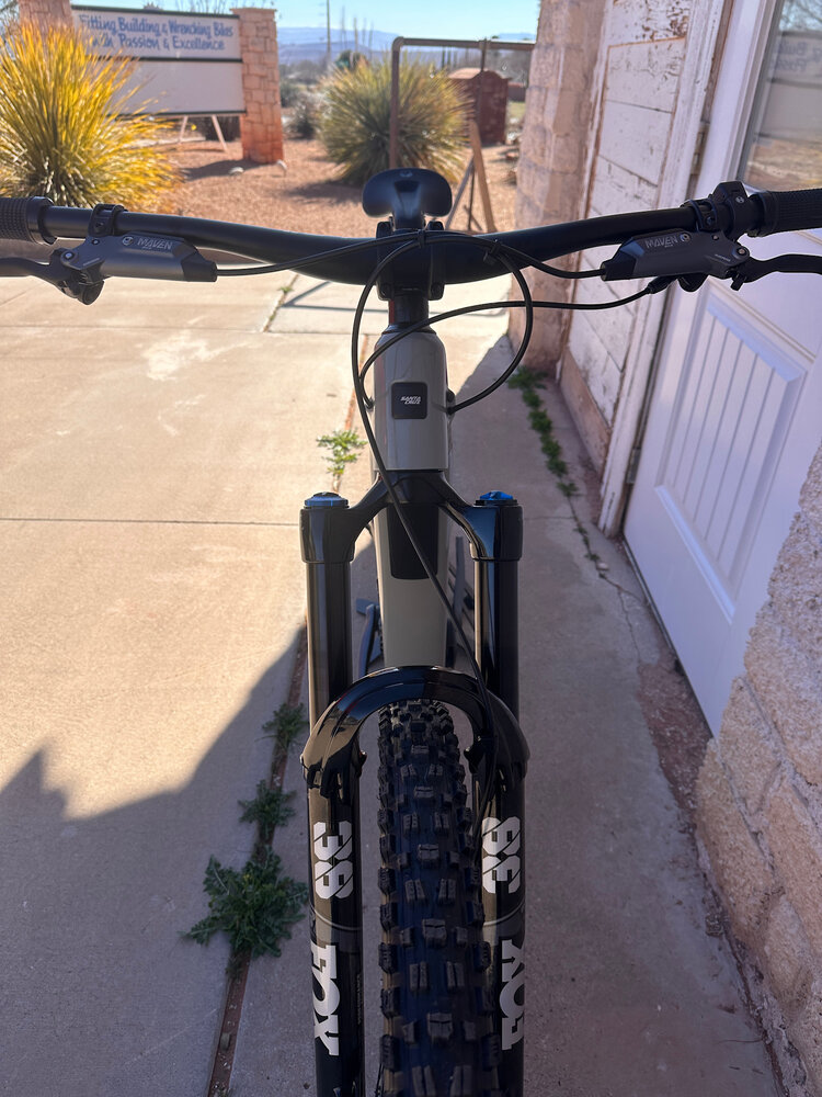 Santa Cruz Santa Cruz 2026 Vala 1 C MX GX AXS SMALL GRAY