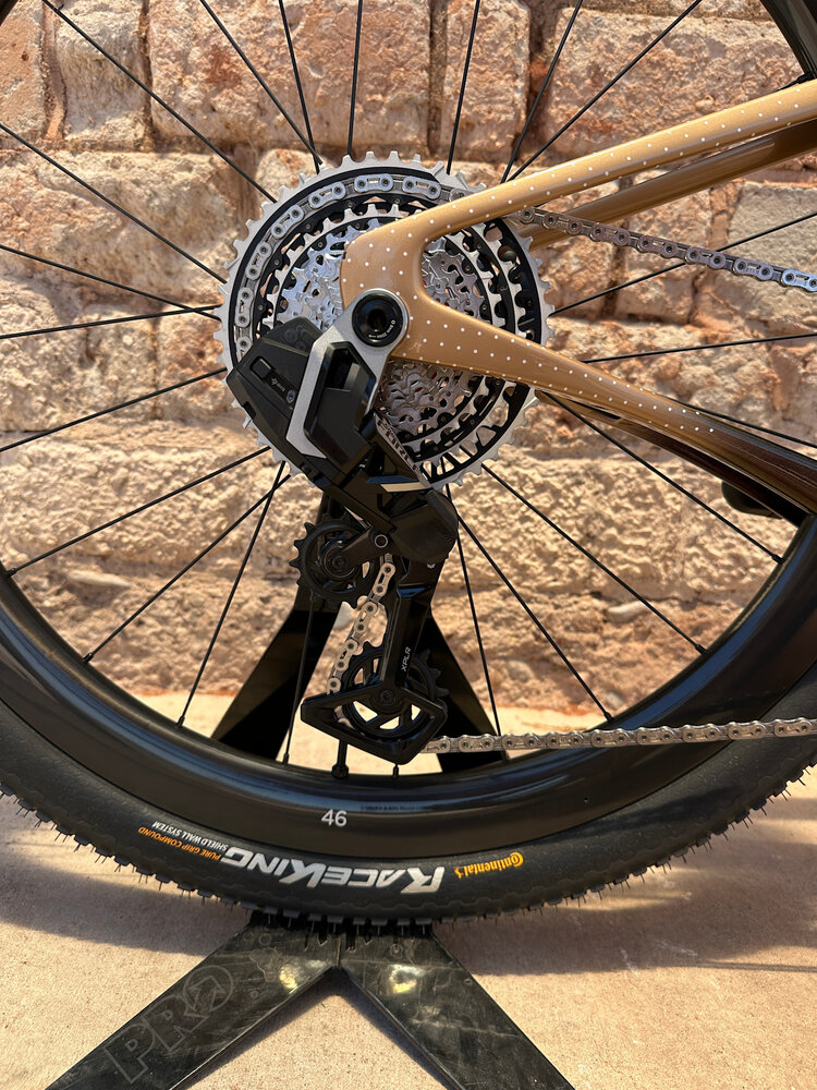 Factor Bikes Factor SARANA W/ SUSPENSION - FORCE XPLR W/ PM Prismatic Gold 54cm