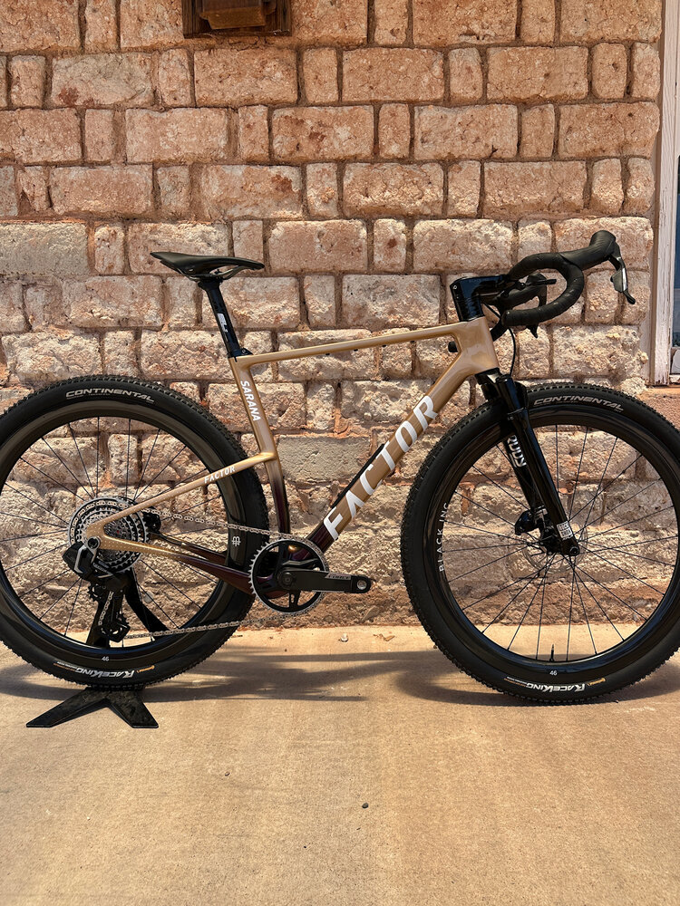 Factor Bikes Factor SARANA W/ SUSPENSION - FORCE XPLR W/ PM Prismatic Gold 54cm