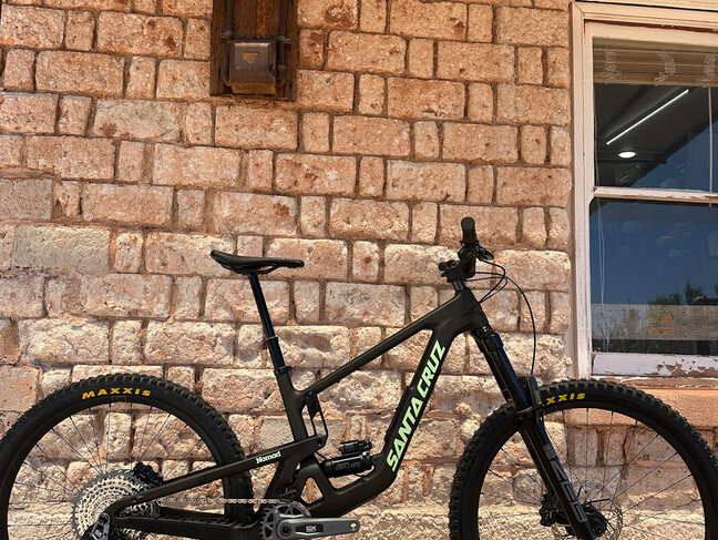 Santa Cruz Santa Cruz Nomad 7 CC MX 27 GX AXS MEDIUM EARTH