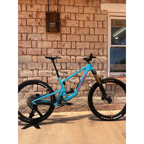 Santa Cruz Nomad 7 CC MX 27 X0 AXS Coil Reserve LARGE AQUA