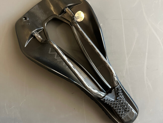Selle Italia Watt 3D Carbonio Superflow