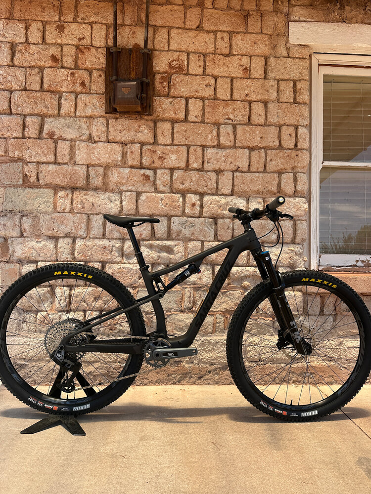 Santa Cruz Santa Cruz 2026 Blur 4 C TR GX AXS SMALL Carbon