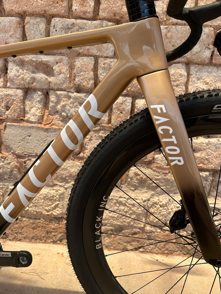 Factor Bikes Factor Sarana Force XPLR W/PM Prismatic Gold 52cm
