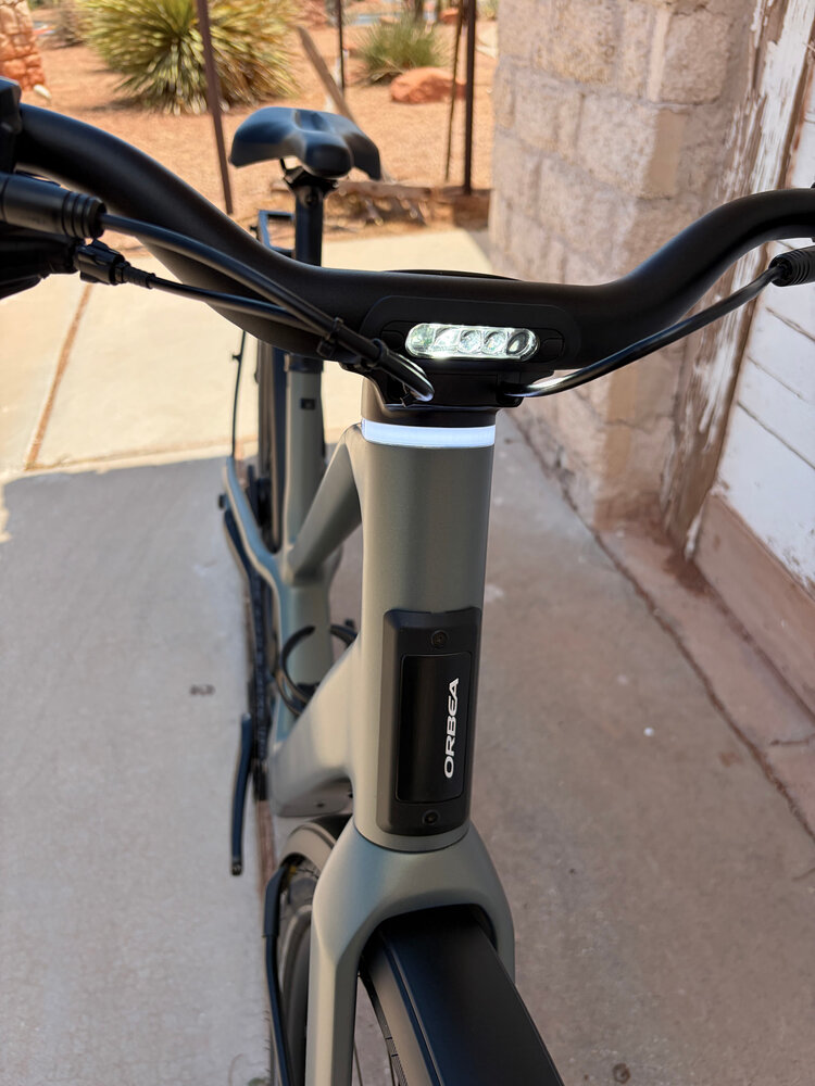 Orbea 2025 - ORBEA DIEM 20 28mph MEDIUM Spaceship Green (Matt) - DEMO