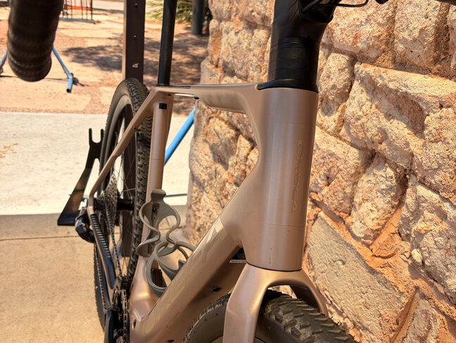 Orbea 2025 Orbea Denna M31e - 28mph - Rival AXS XPLR - Nickel Matte - LARGE - DEMO