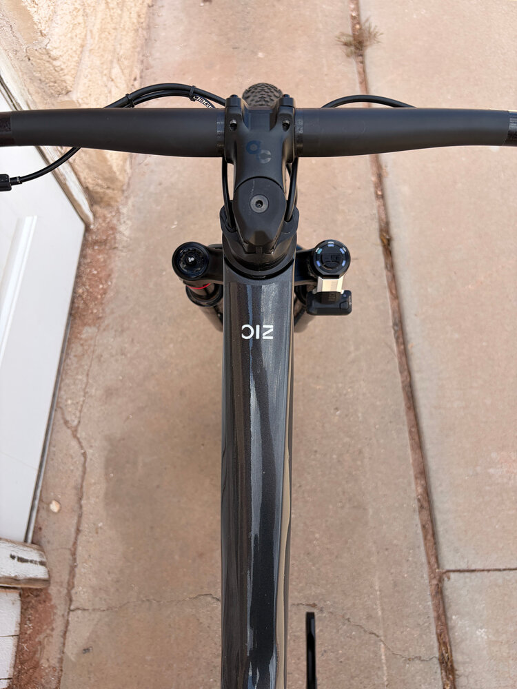 Orbea 2026 - ORBEA OIZ M10 AXS - SMALL - Diamond Carbon View (Matt-Gloss) - SRAM Flight Attendant Upgrade DEMO