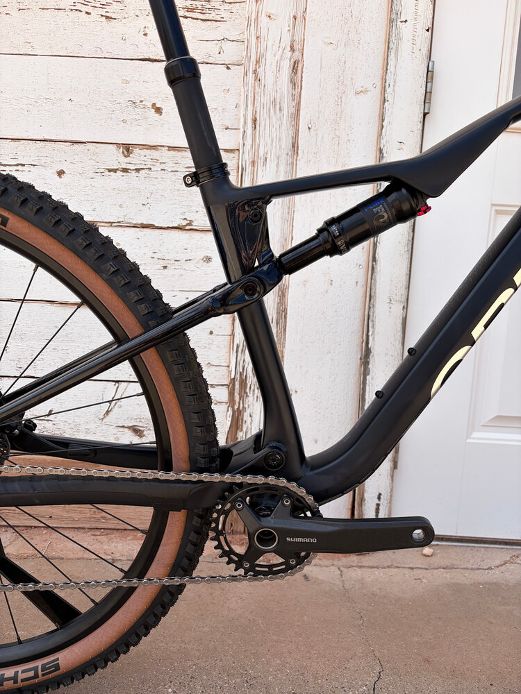 Orbea 2027 - ORBEA OIZ H10 S Armor Black (Matt-Gloss)