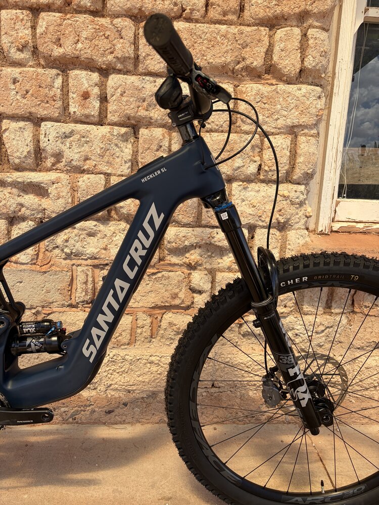 Santa Cruz 2025 Santa Cruz Heckler SL GX AXS Medium Blue Matte *Preowned*