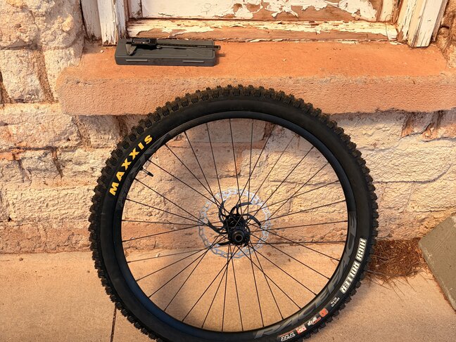 RaceFace ARC 30 Rim - 29", Disc, Black, 32H, Offset