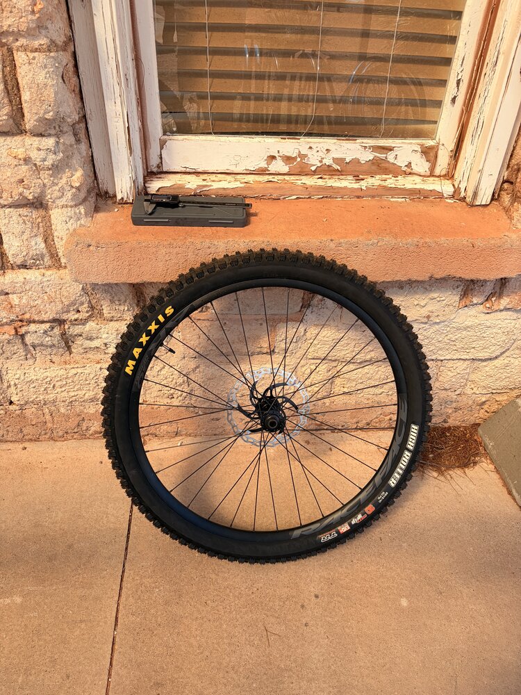 RaceFace ARC 30 Rim - 29", Disc, Black, 32H, Offset