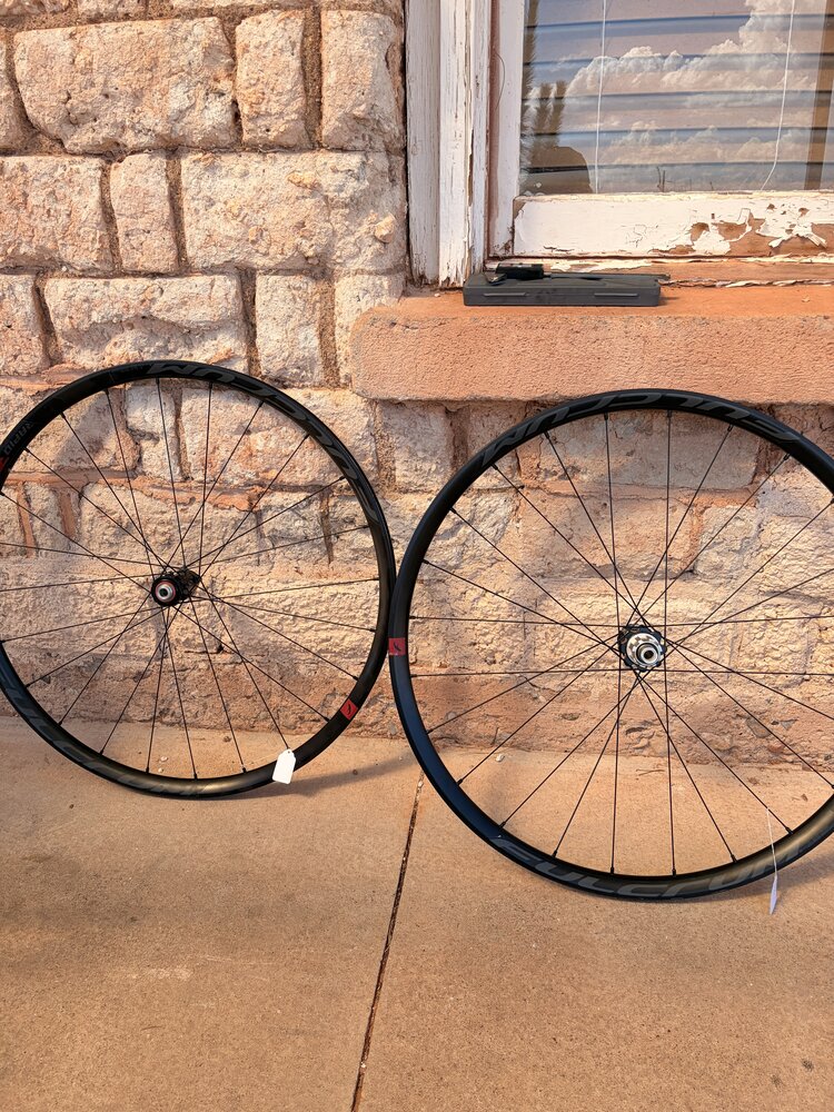 Fulcrum Rapid Red 5 Wheelset - 700, 12/12x100/142mm, Center-Lock, Ekar, Black