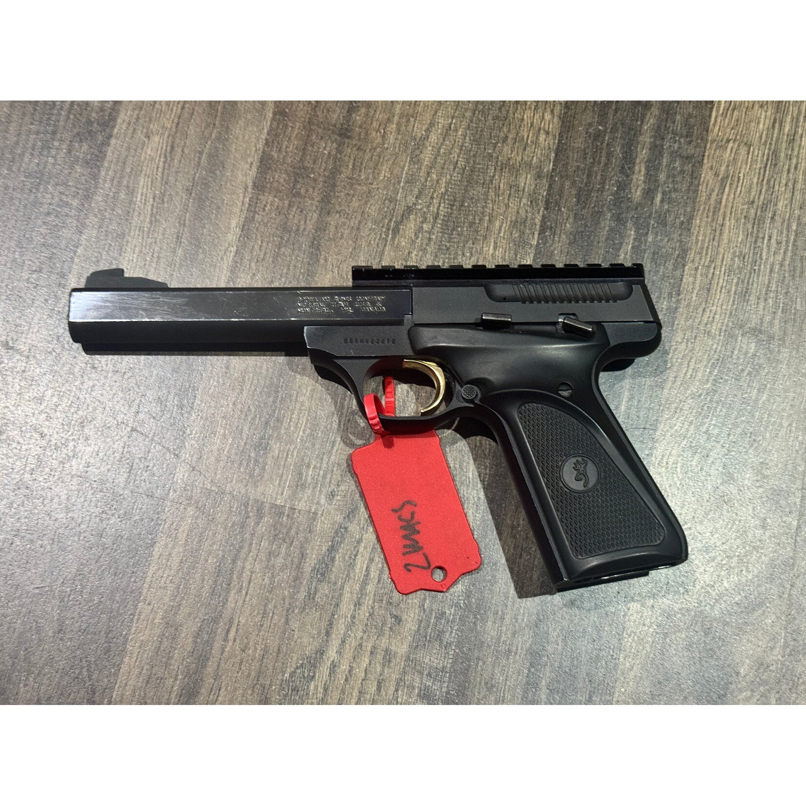 Browning Pre Owned 22lr Browning Buckmark - 2 Mags - 140mm