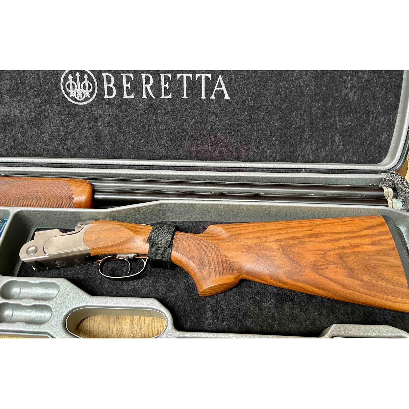 Beretta Pre Owned Beretta 692 Sporting RH 12G ext chokes 760mm